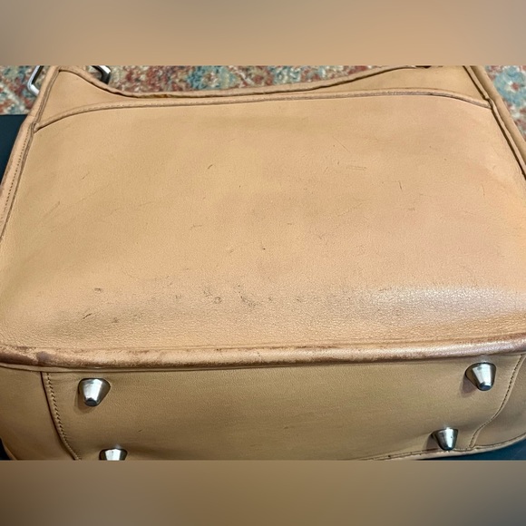 Vintage Coach Legacy Bag 9966 Camel w/Silver Nickel Hardware - Picture 11 of 14